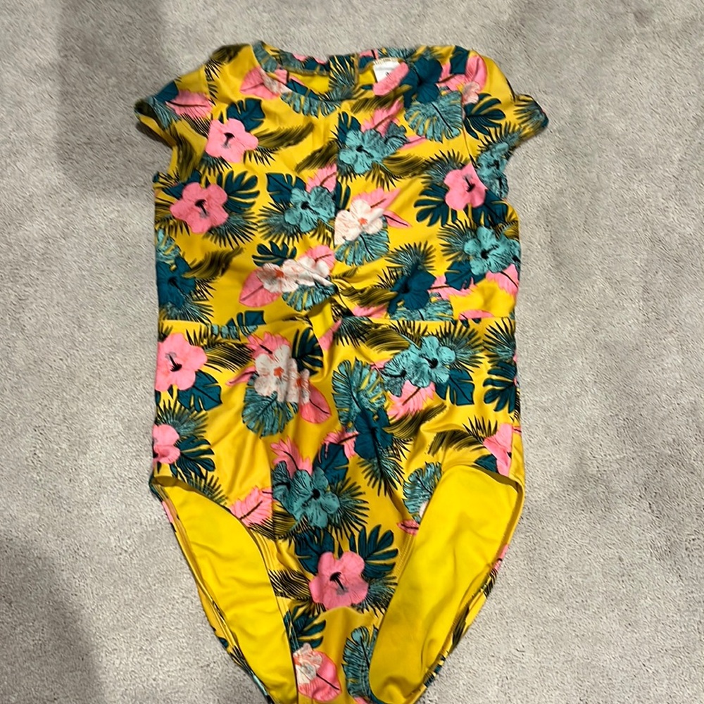 Art class XL 14/16 yellow swim suit with belly cut out